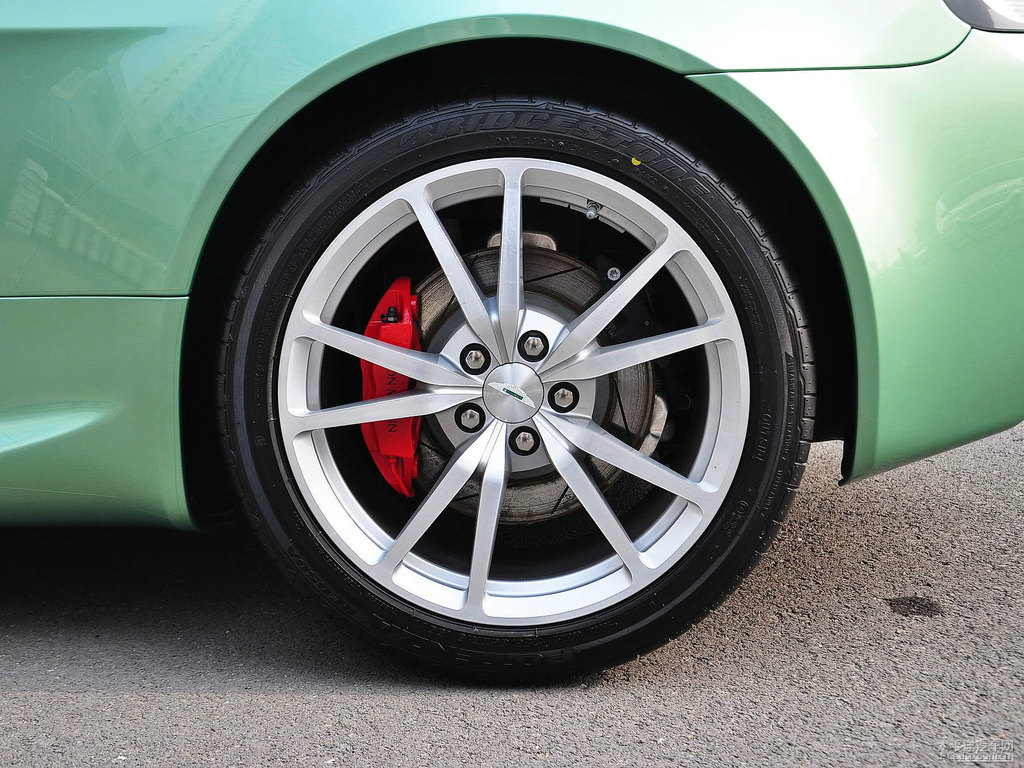 OGV8 Vantage܇^DƬ