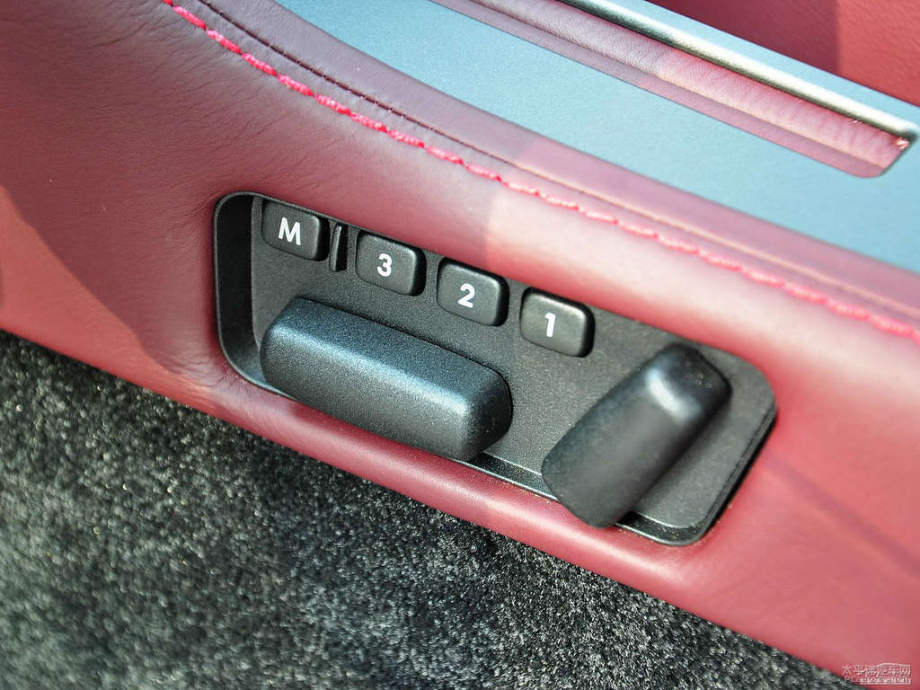 OGV8 Vantage΃(ni)DƬ