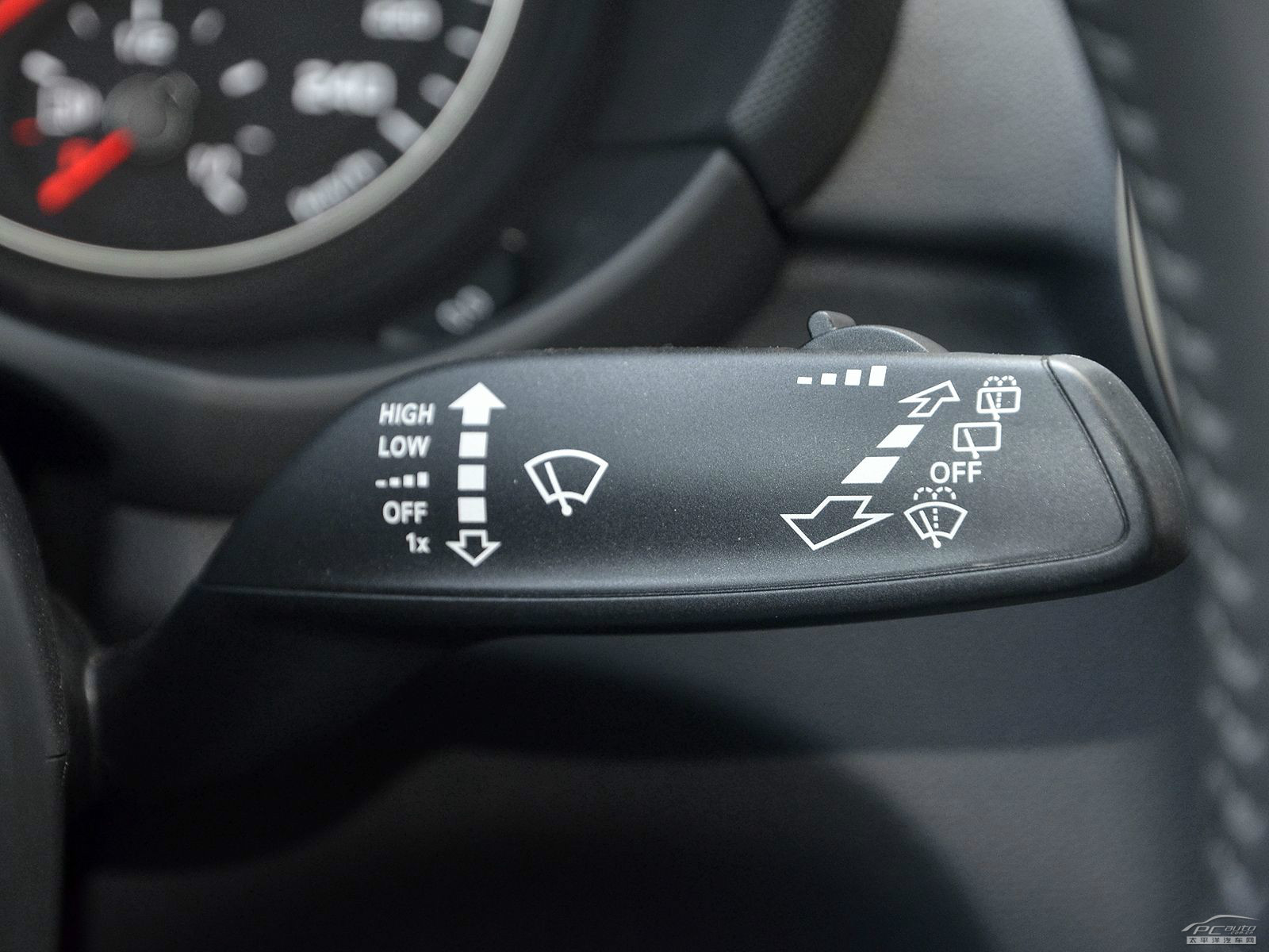 奧迪A1內(nèi)飾高清大圖