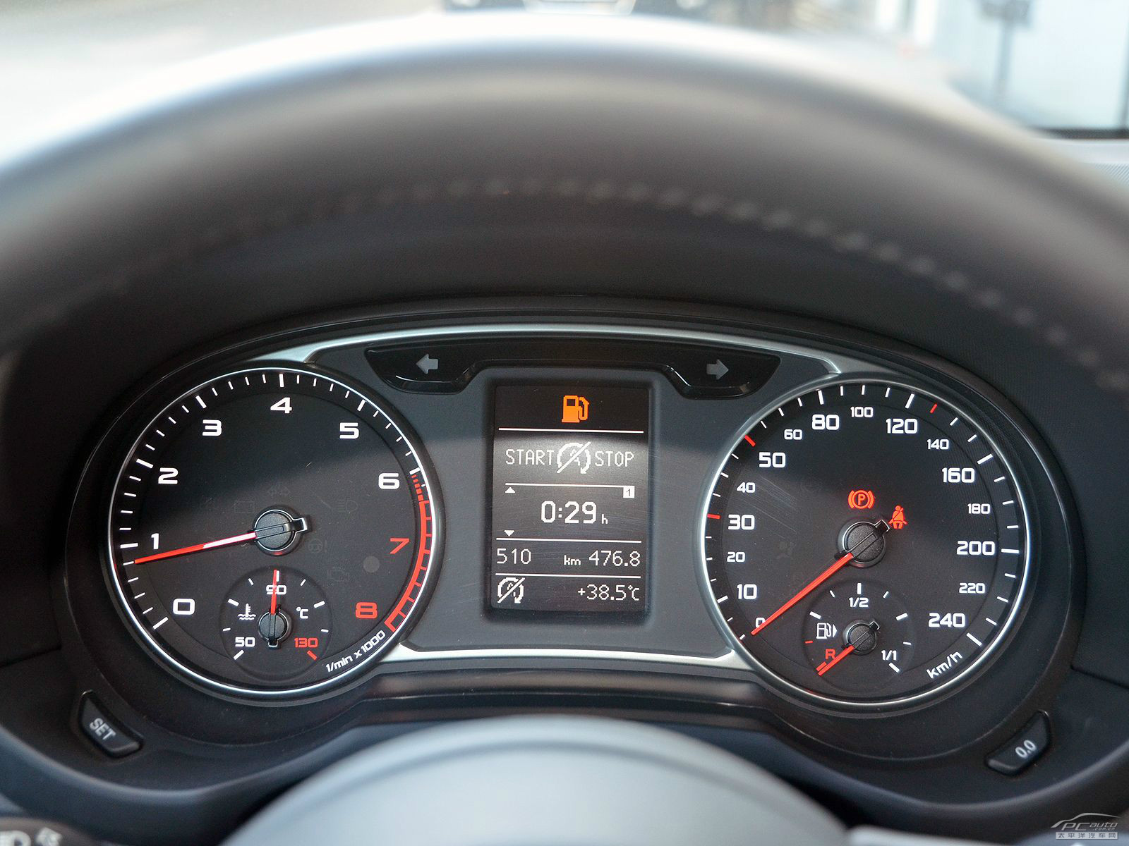 奧迪A1內(nèi)飾高清大圖