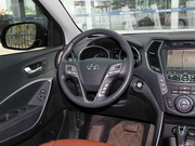 2013款 2.2T 7座四驅(qū)旗艦版 2013款 2.2T 7座四驅(qū)旗艦版