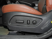 2013款 2.2T 7座四驅(qū)旗艦版 2013款 2.2T 7座四驅(qū)旗艦版