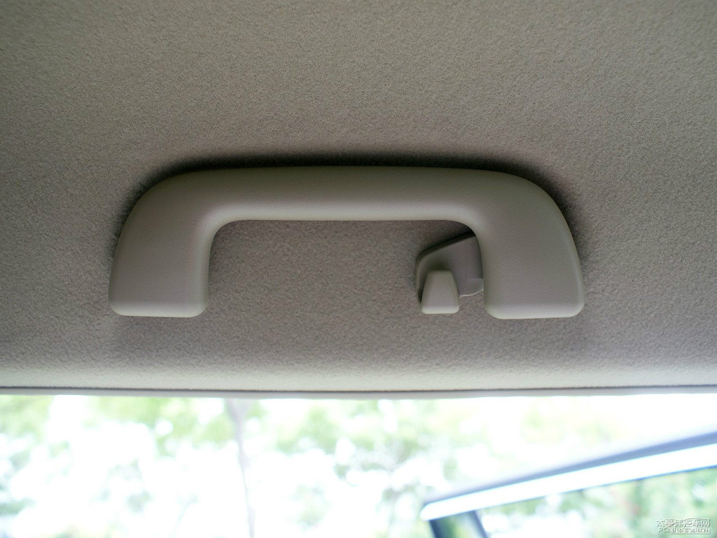 珍珠白漢蘭達(dá)車廂內(nèi)飾圖片