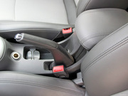 2013款 1.6L SE 手動(dòng) 2013款 1.6L SE 手動(dòng)