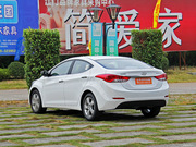 2012款 1.6L 自動尊貴型 2012款 1.6L 自動尊貴型