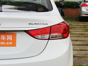 2012款 1.6L 自動尊貴型 2012款 1.6L 自動尊貴型