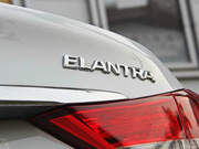 2012款 1.6L 自動尊貴型 2012款 1.6L 自動尊貴型