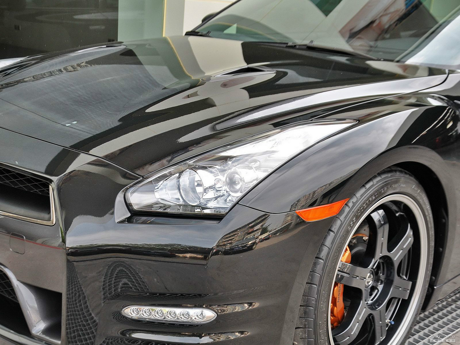 日產(chǎn)GT-R外觀高清大圖