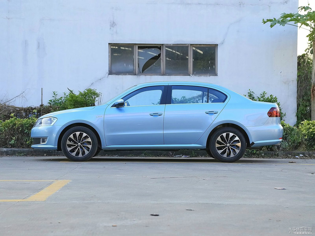 智藍(lán)朗逸整車外觀外觀圖片