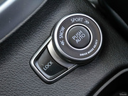 2014款 1.6L 自動尊貴型 2014款 1.6L 自動尊貴型