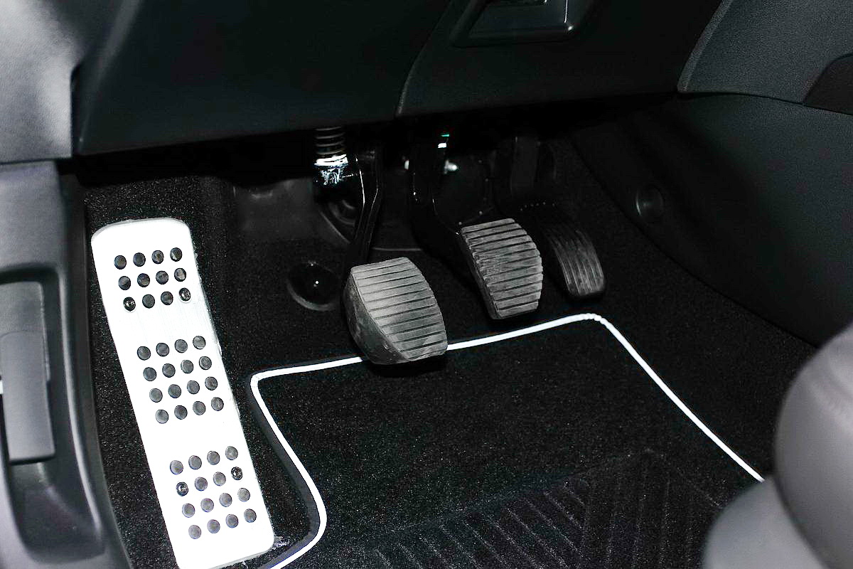 雪鐵龍C4L車展高清大圖