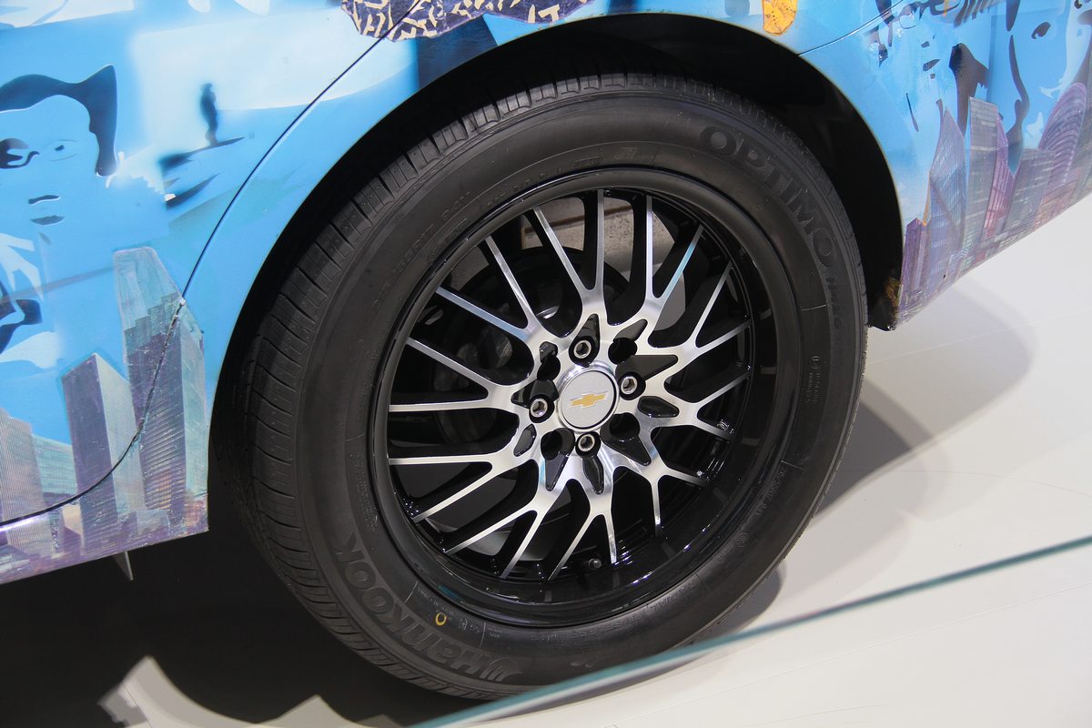愛唯歐車展高清大圖