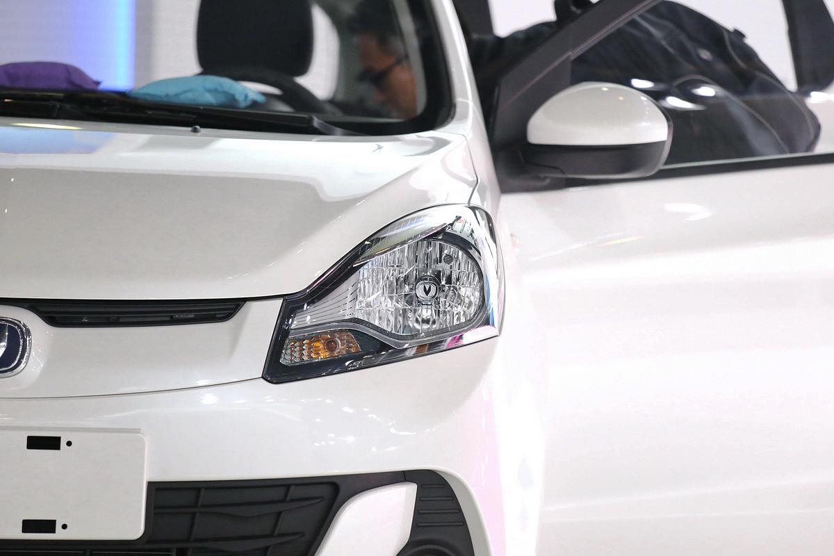 奔奔Love車展高清大圖