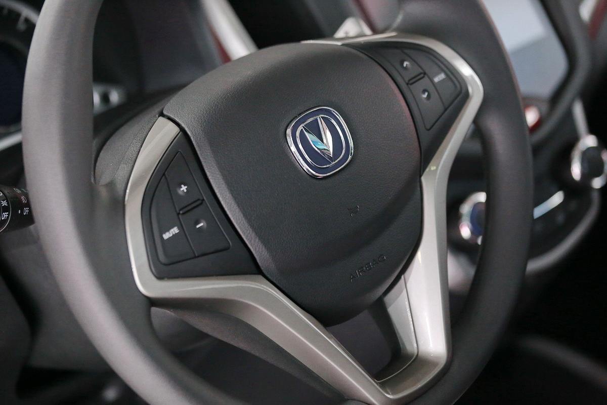 奔奔Love車展高清大圖