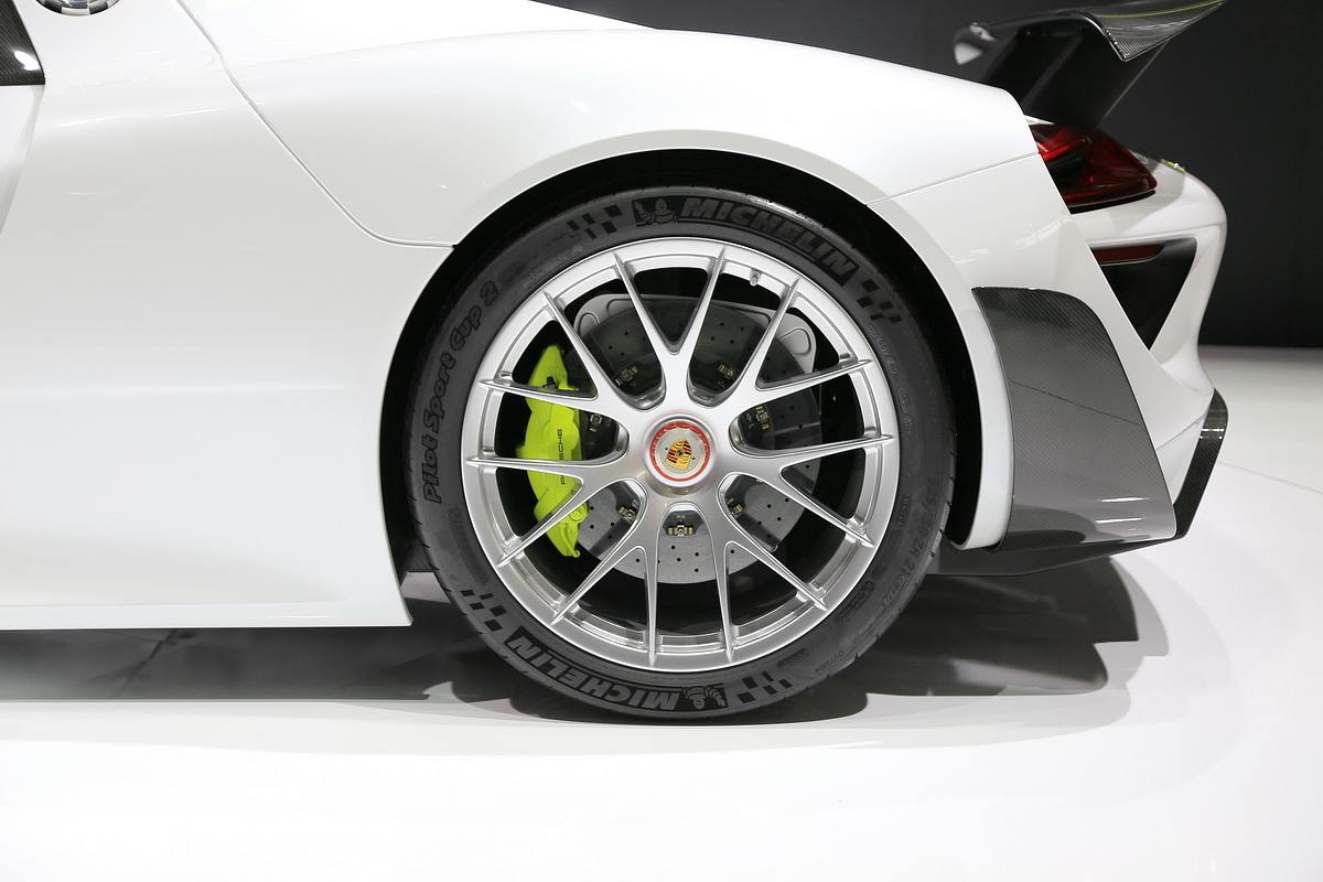 保時(shí)捷918車展高清大圖
