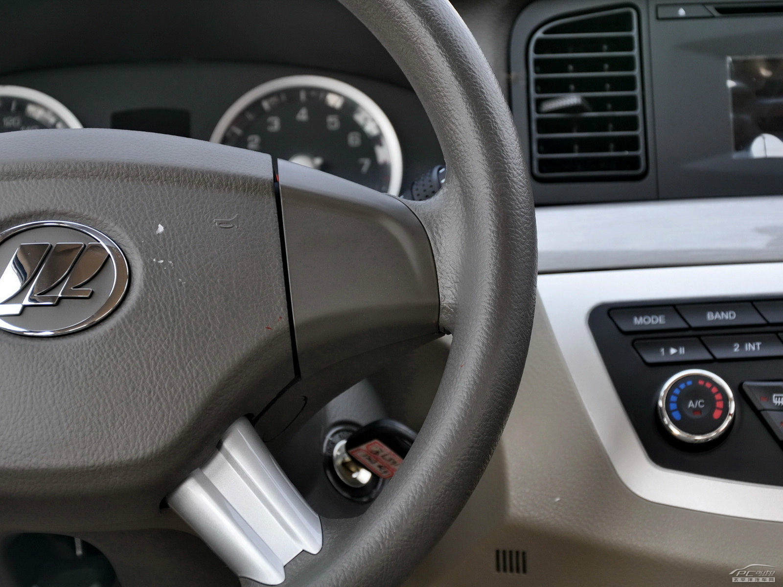 力帆630內(nèi)飾高清大圖