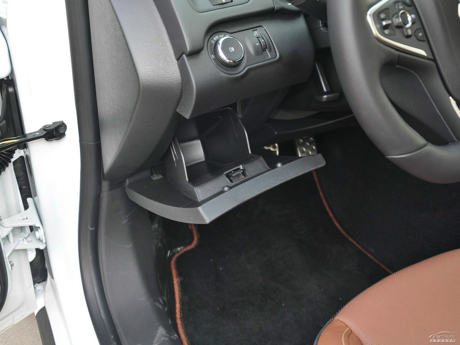 君威空間高清大圖