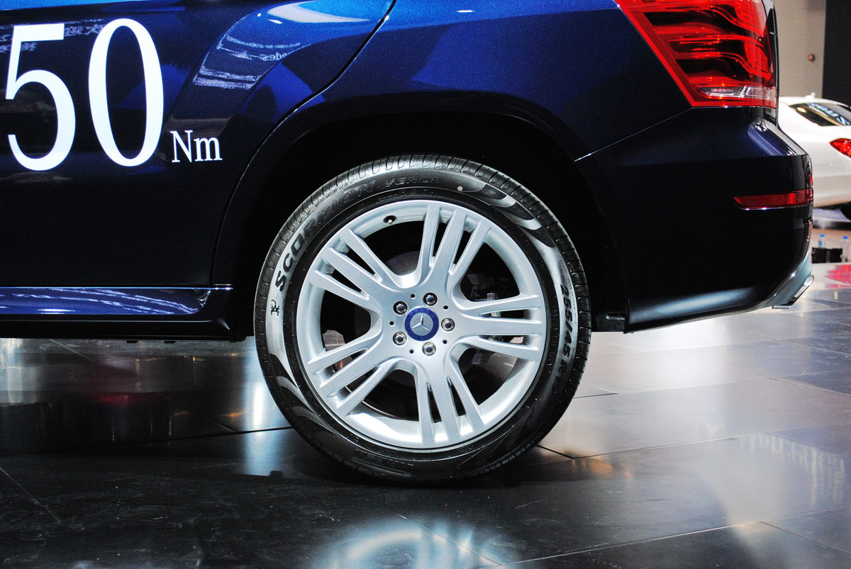 奔馳GLK車(chē)展高清大圖