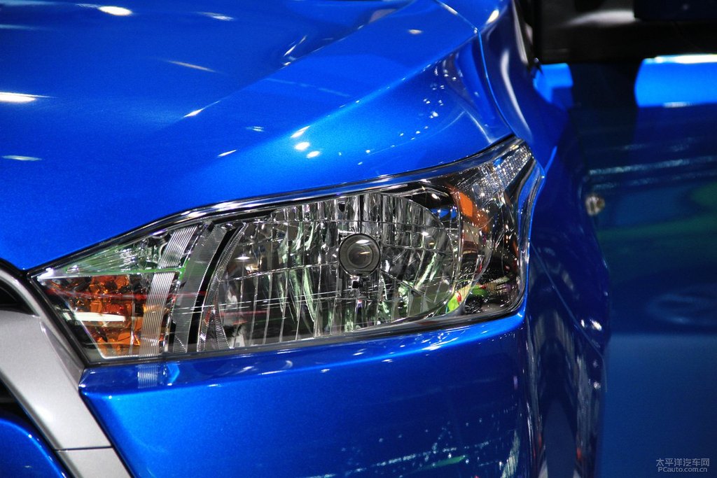 YARiS L 致炫圖片