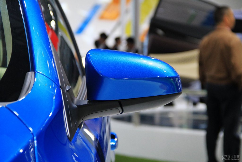 YARiS L 致炫圖片