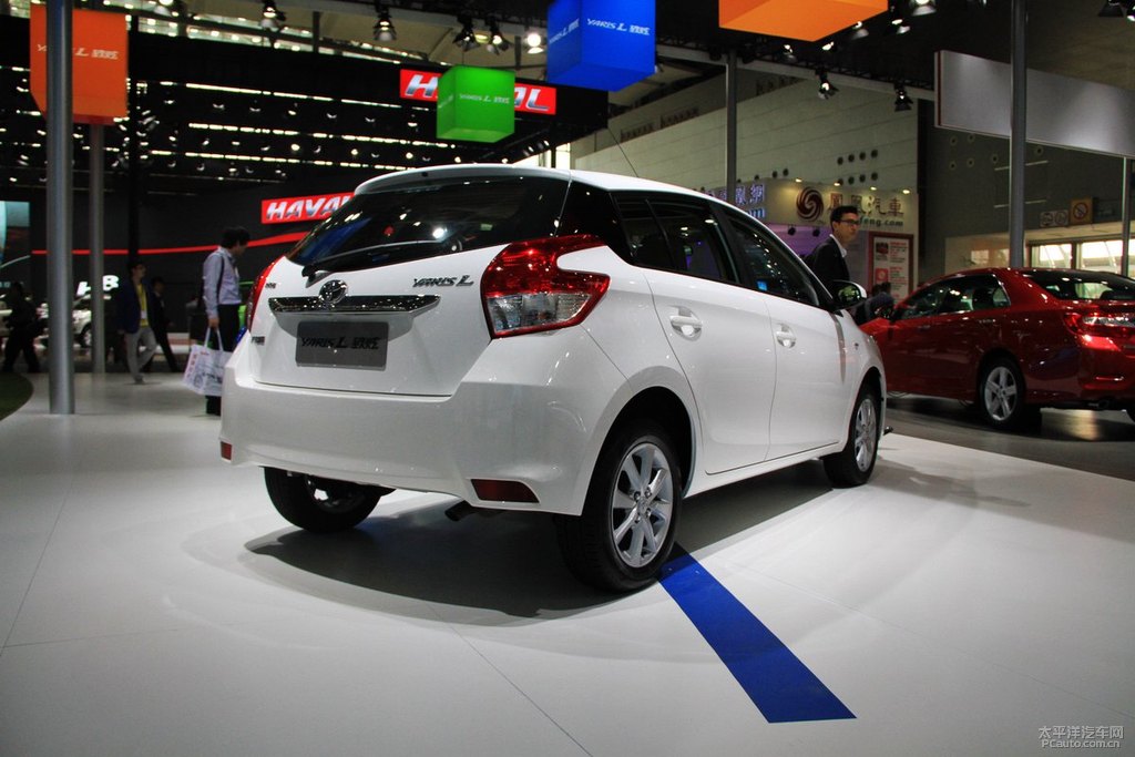 YARiS L 致炫圖片