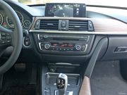 2013款 320i 風(fēng)尚設(shè)計(jì)套裝 2013款 320i 風(fēng)尚設(shè)計(jì)套裝