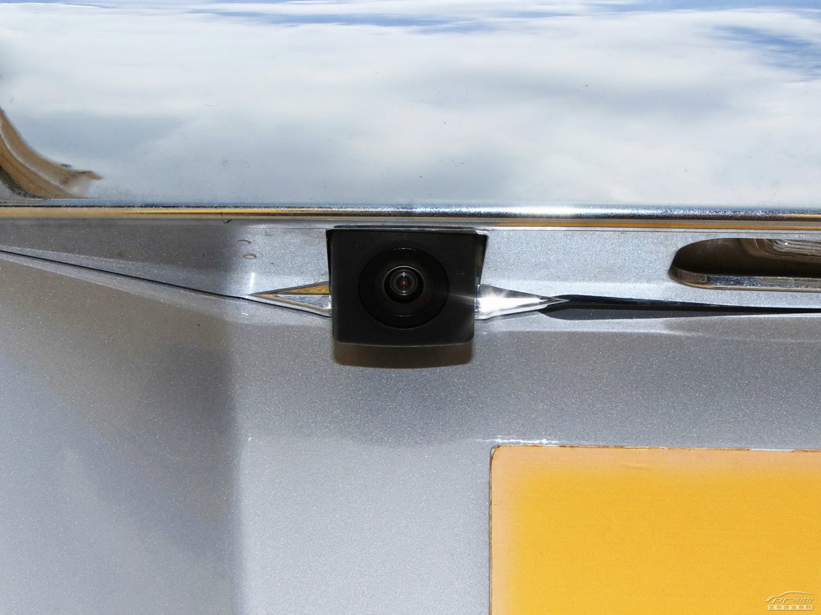 吉利GX7外觀高清大圖