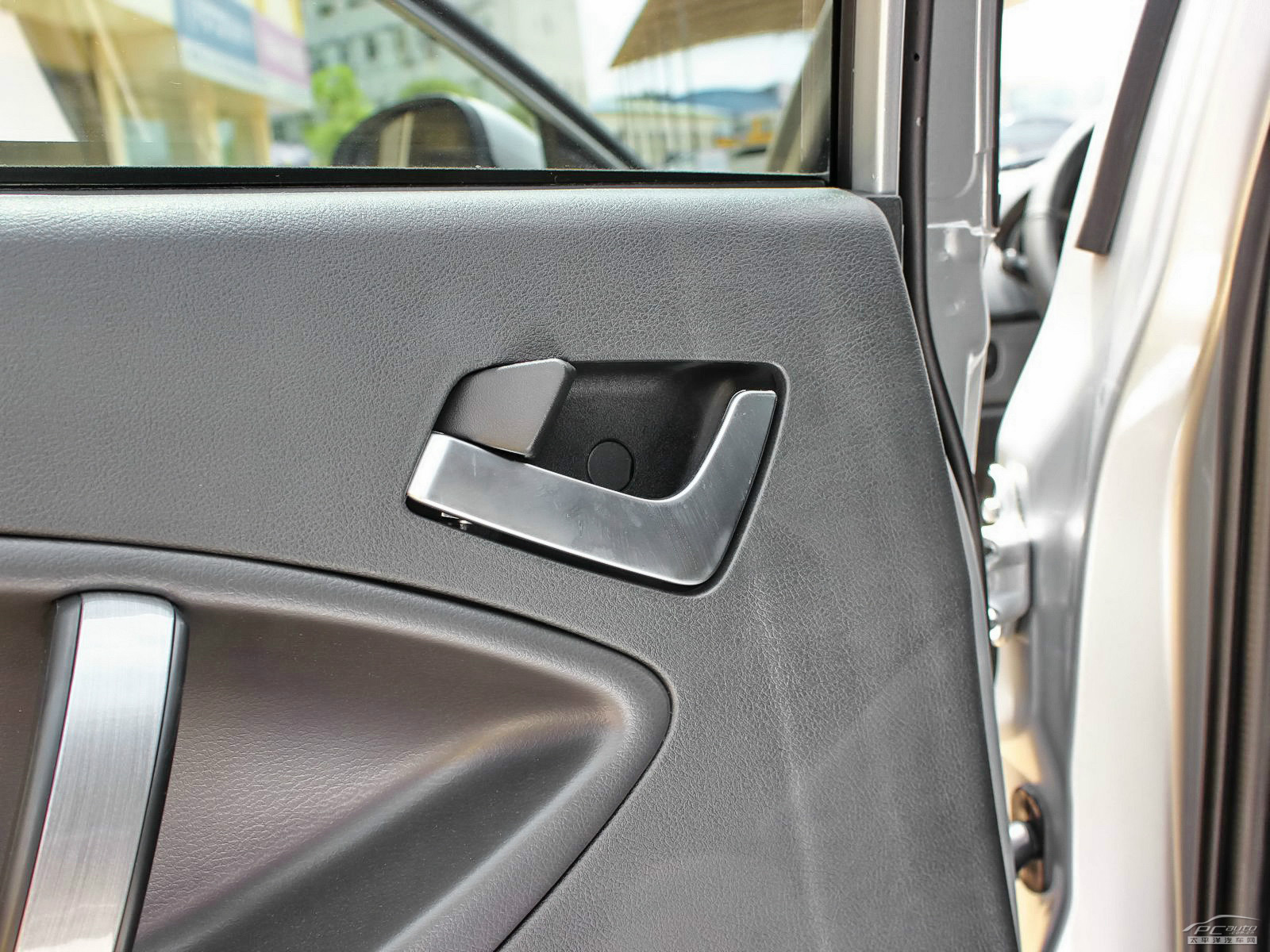 吉利GX7內(nèi)飾高清大圖