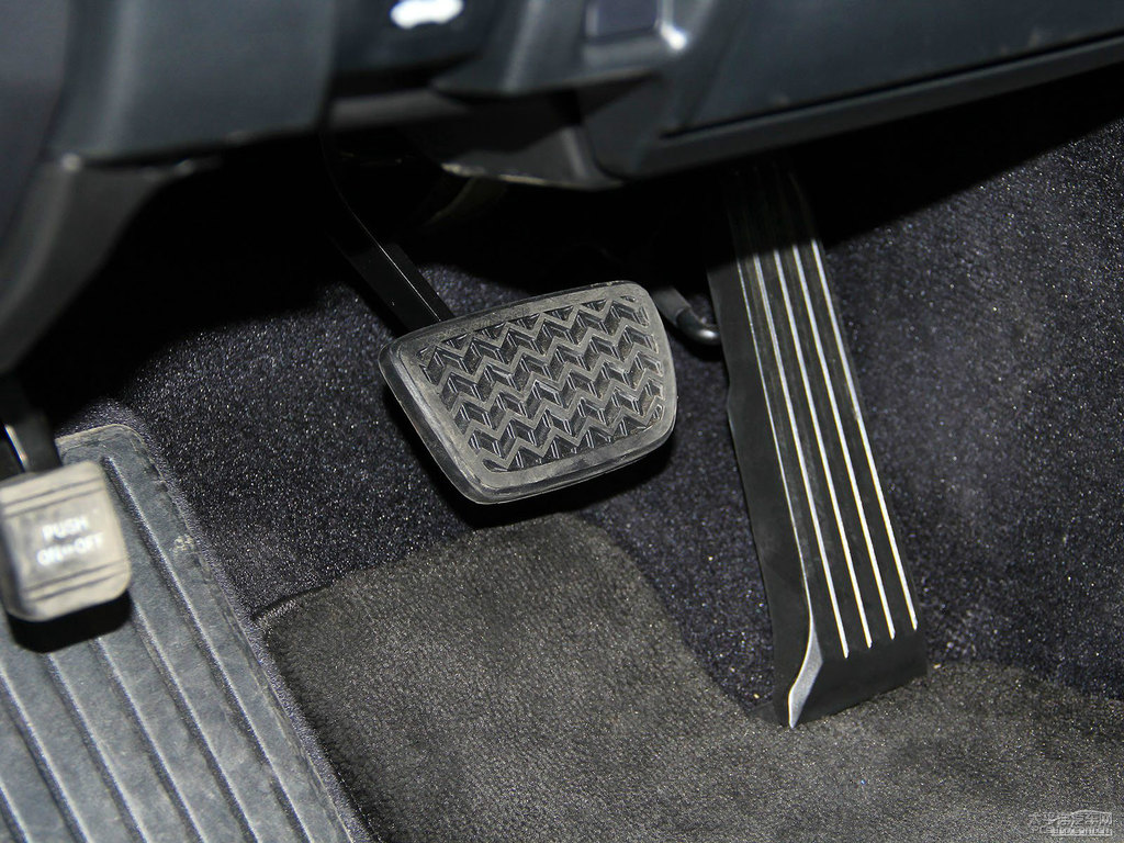 ɫ׿_˹ISп؃(ni)DƬ