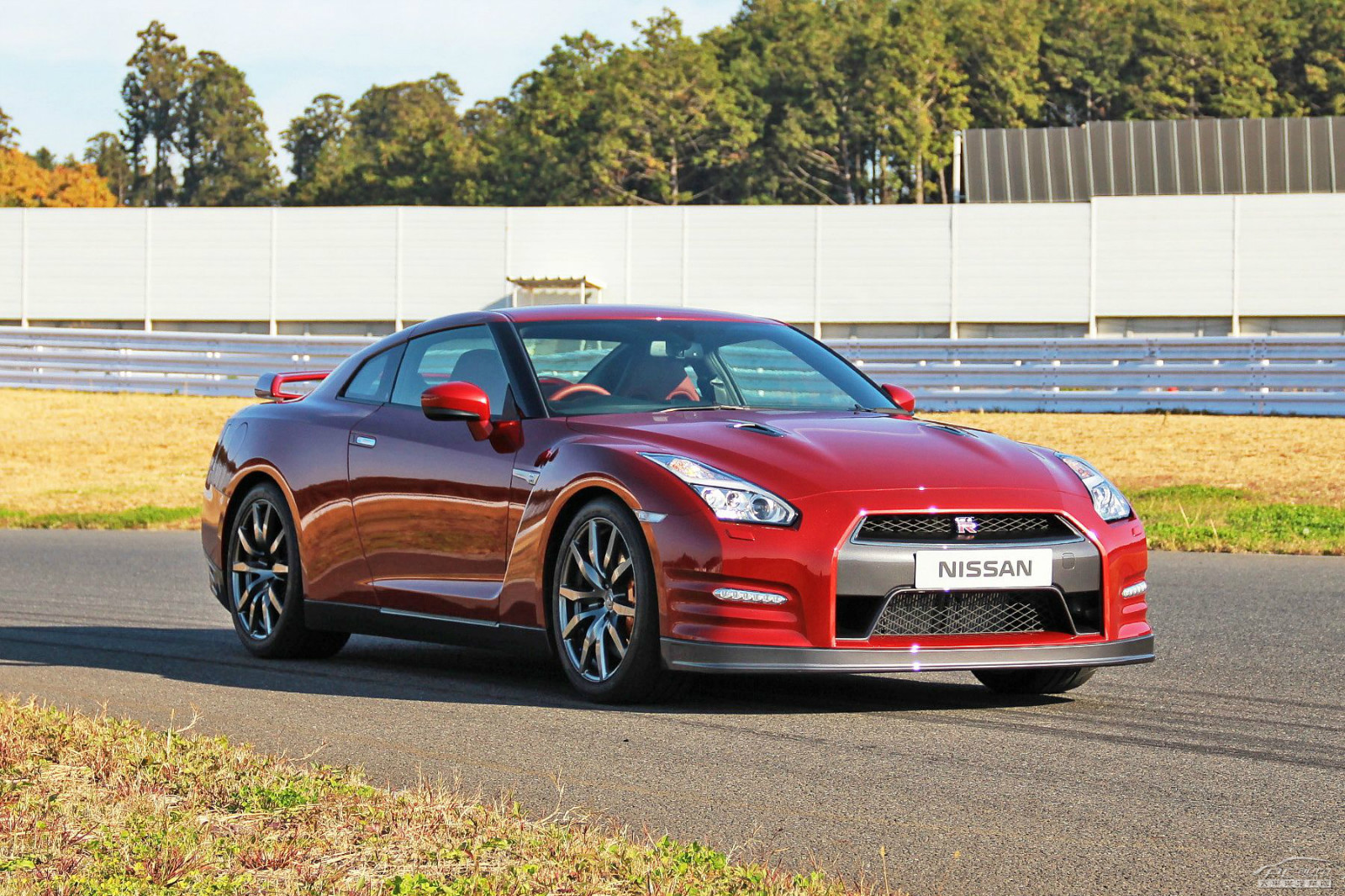 日產(chǎn)GT-R外觀高清大圖