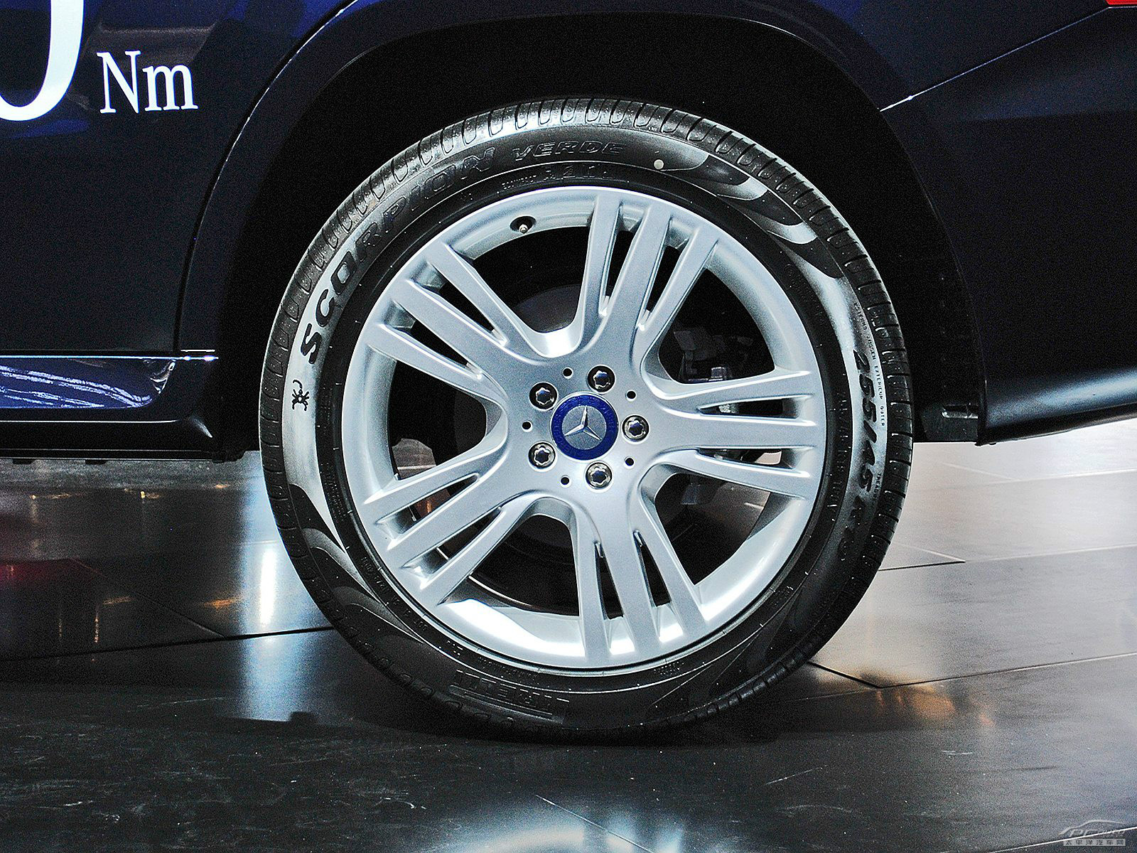 奔馳GLK外觀高清大圖