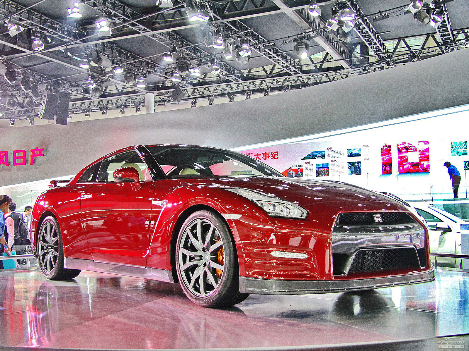 日產(chǎn)GT-R外觀高清大圖