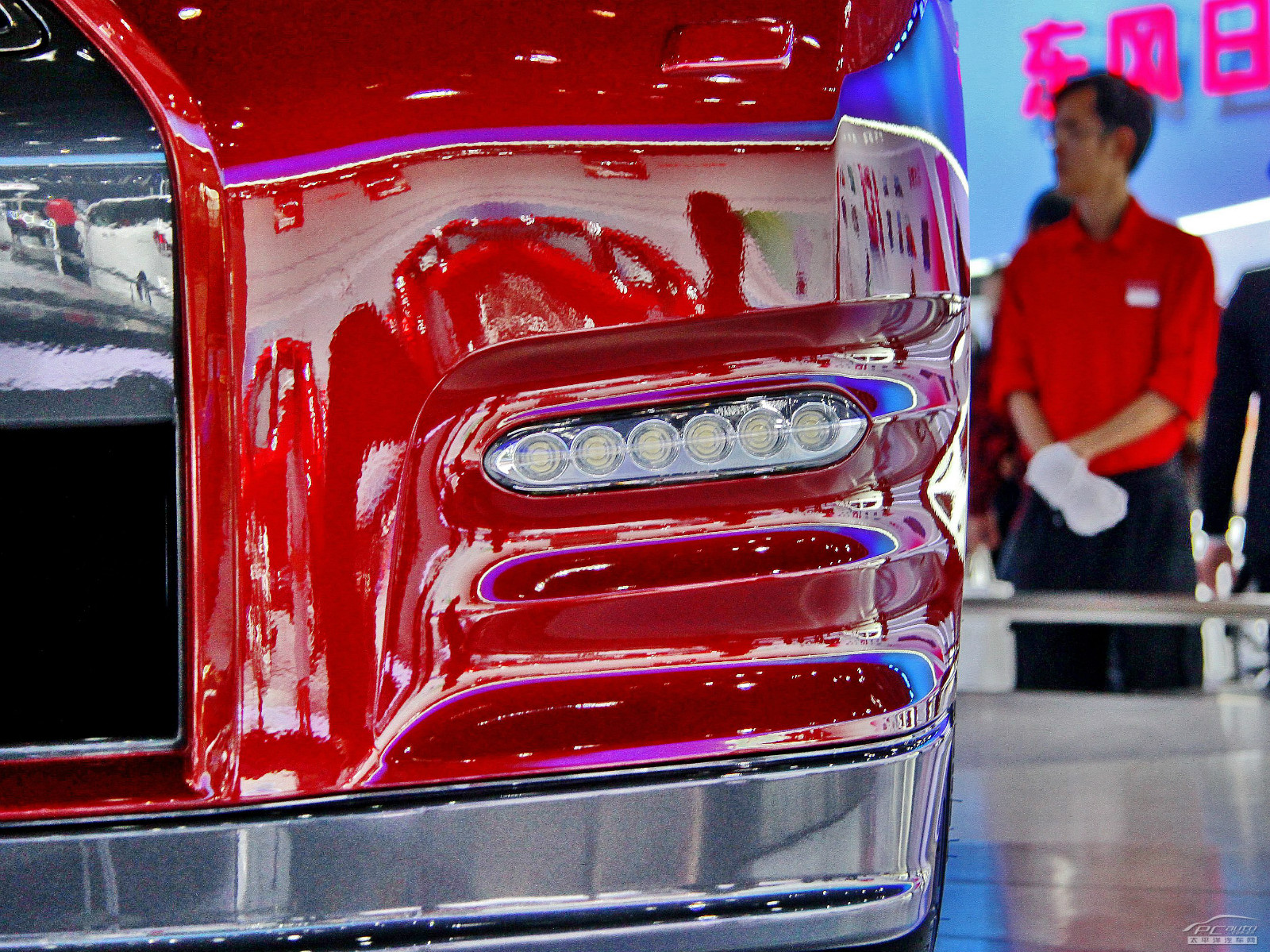 日產(chǎn)GT-R外觀高清大圖