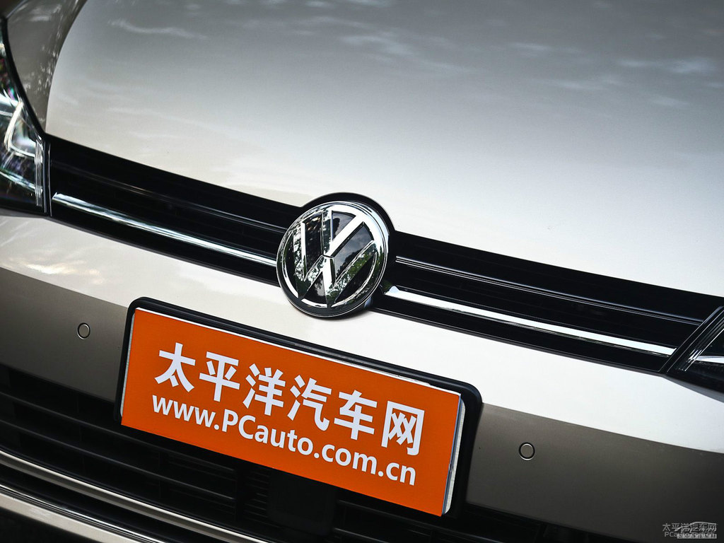 塔希提金高爾夫車頭外觀圖片