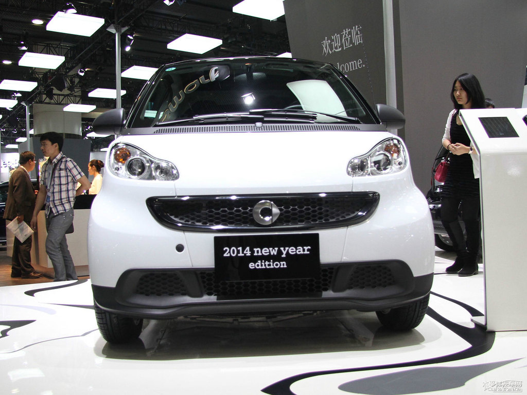 ɫsmart fortwo܇^^DƬ