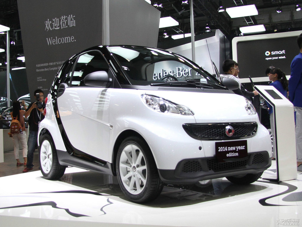 ɫsmart fortwo܇^^DƬ