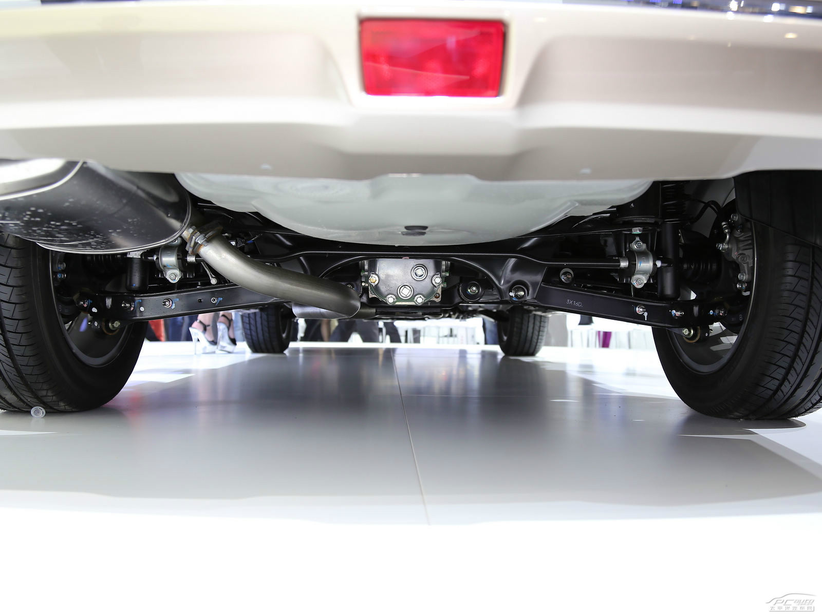 力獅細(xì)節(jié)高清大圖