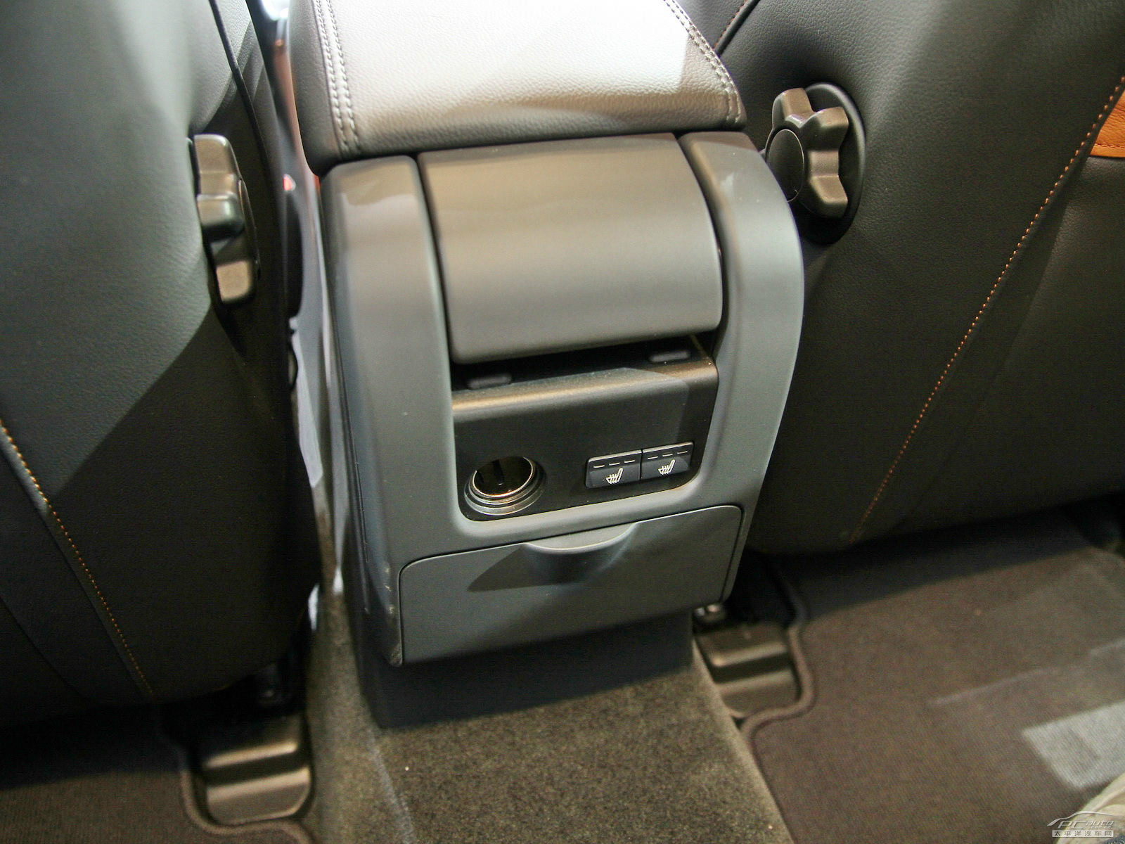 沃爾沃S60內(nèi)飾高清大圖