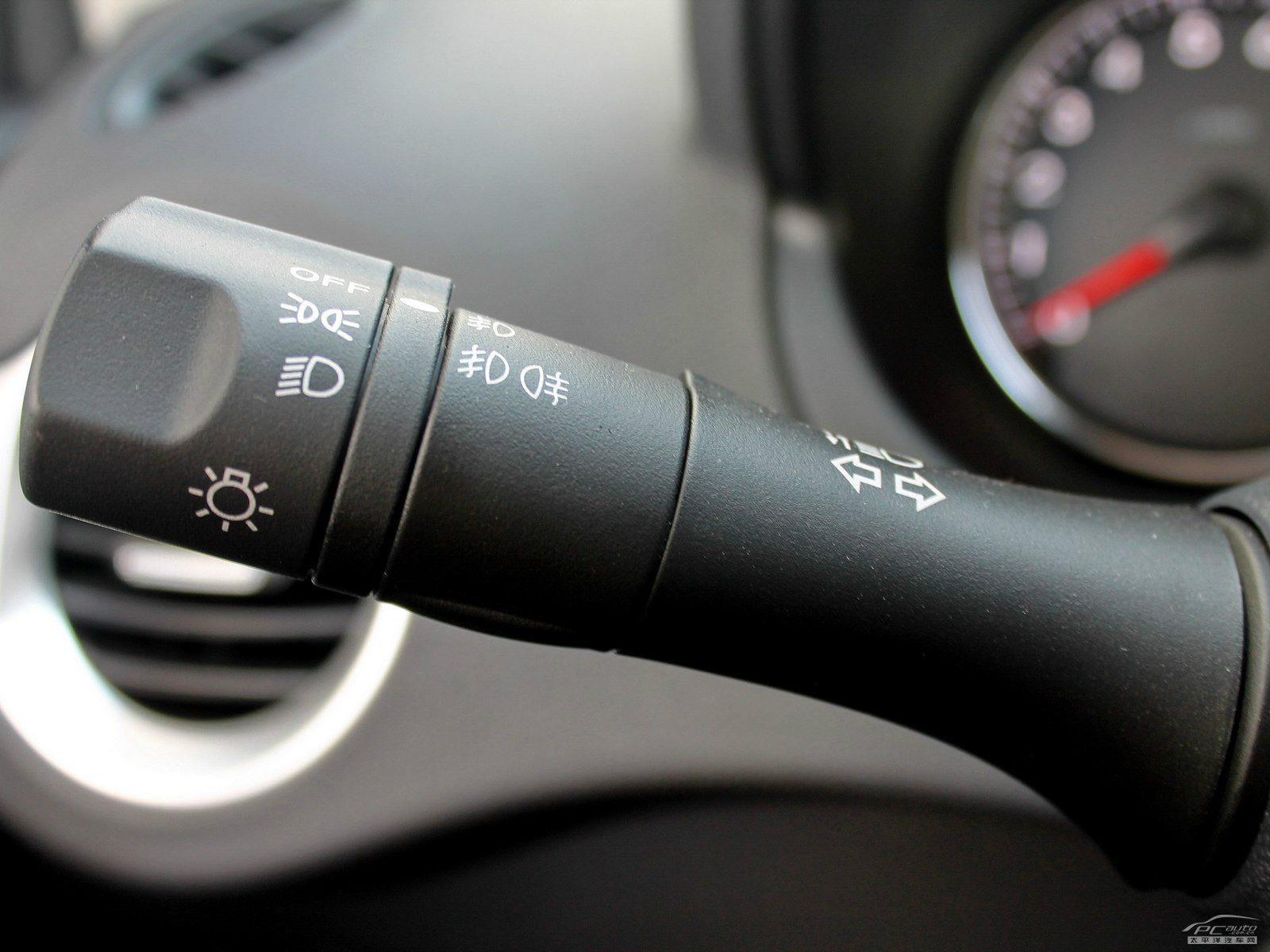 科雷傲(進(jìn)口)內(nèi)飾高清大圖