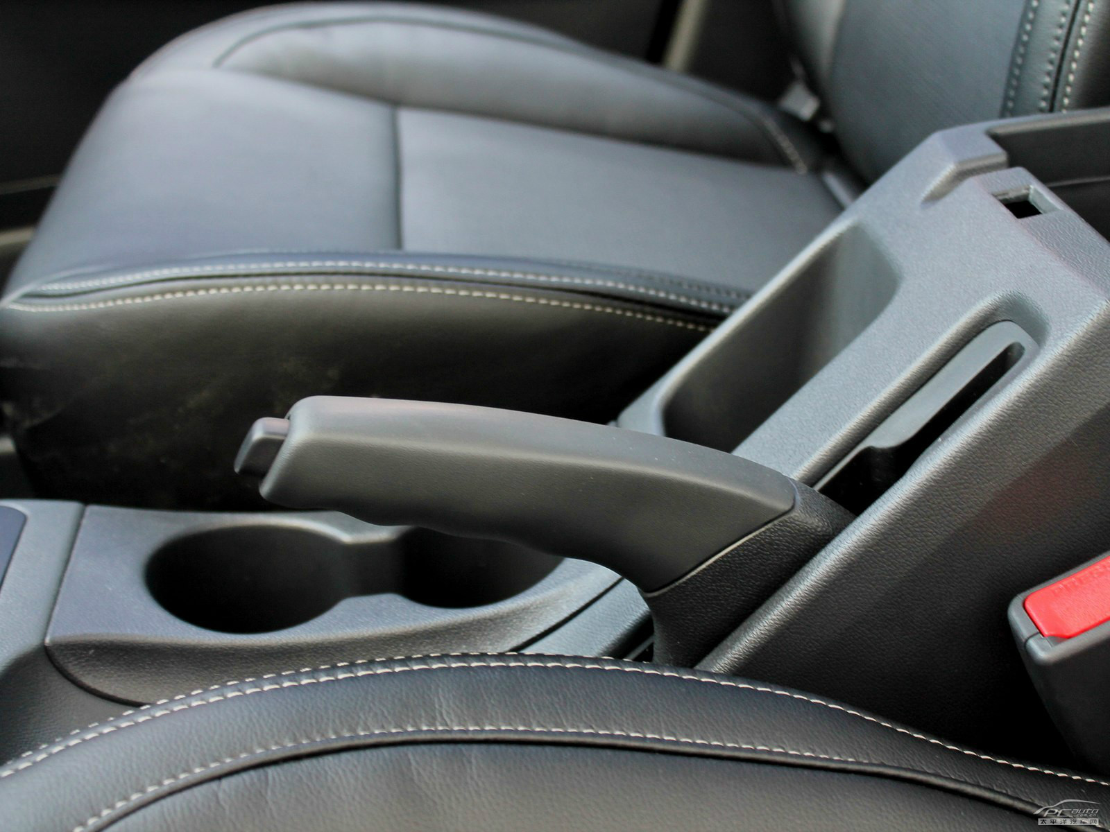 科雷傲(進(jìn)口)內(nèi)飾高清大圖