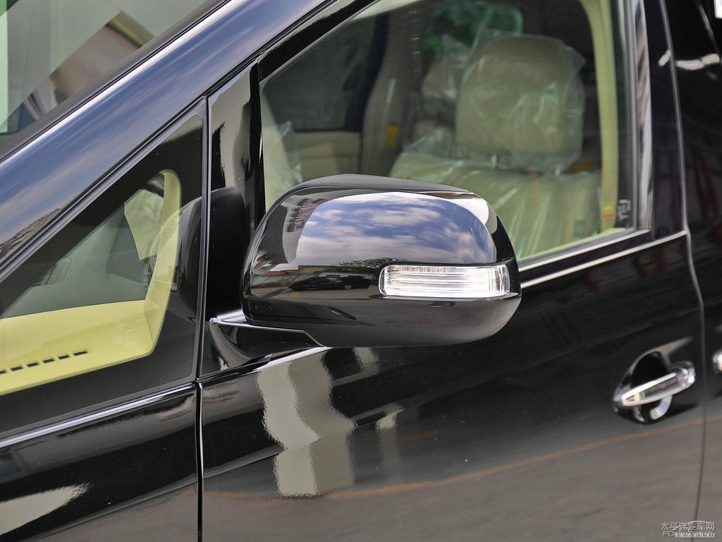 紫鉆黑埃爾法車身外觀圖片