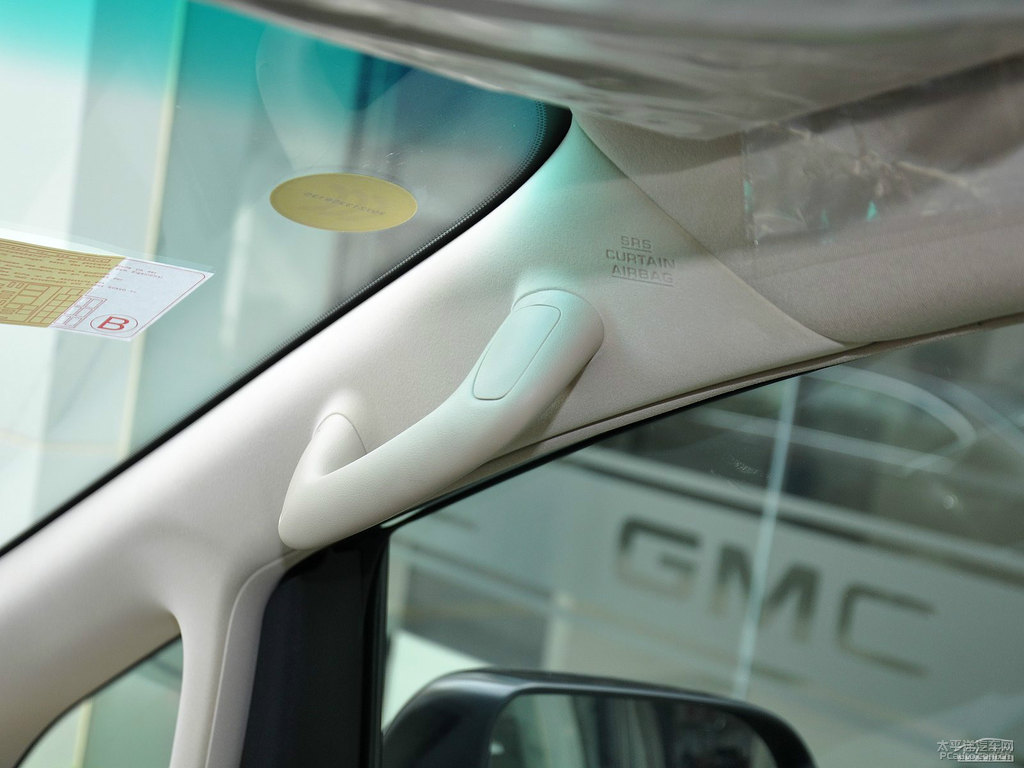 紫鉆黑埃爾法車廂內(nèi)飾圖片