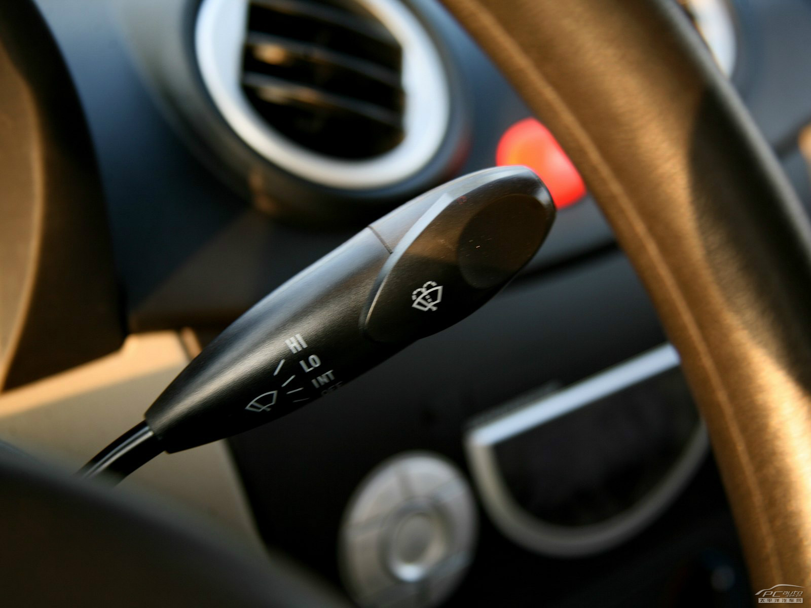 力帆320內(nèi)飾高清大圖