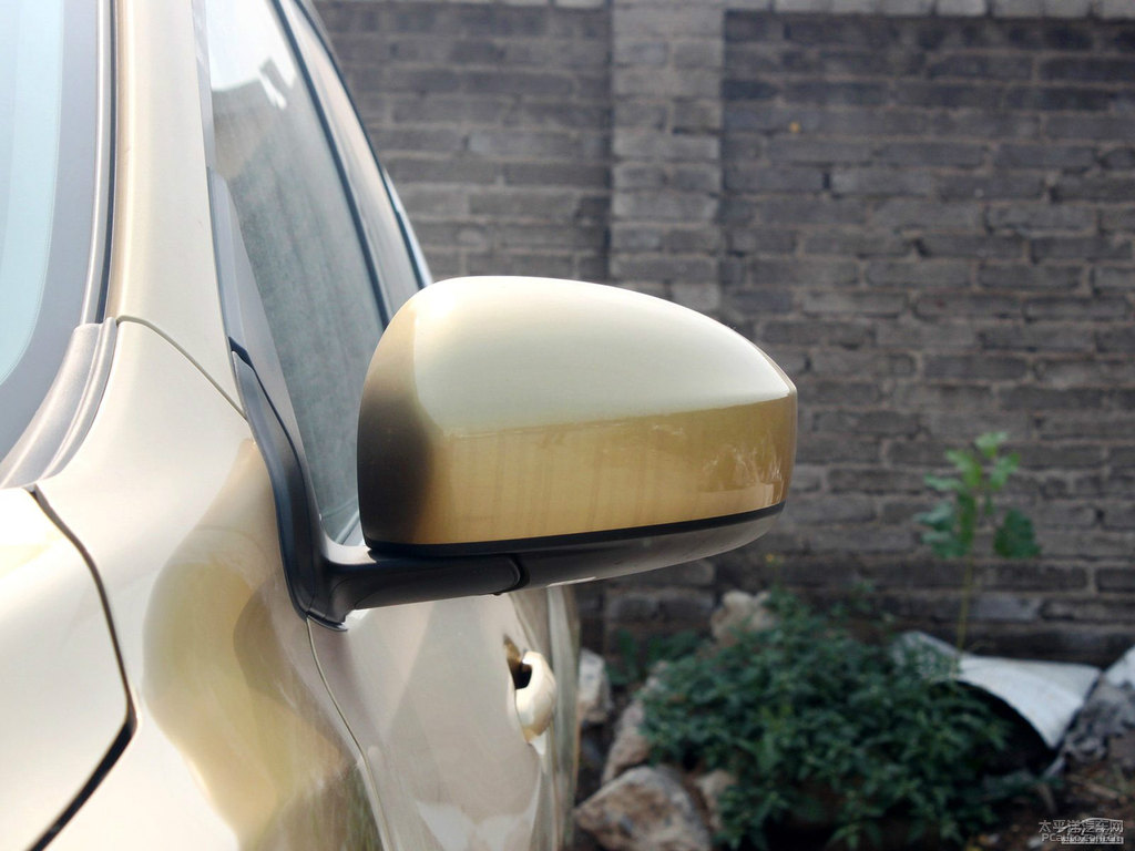 璀璨金騏達(dá)車(chē)身外觀圖片