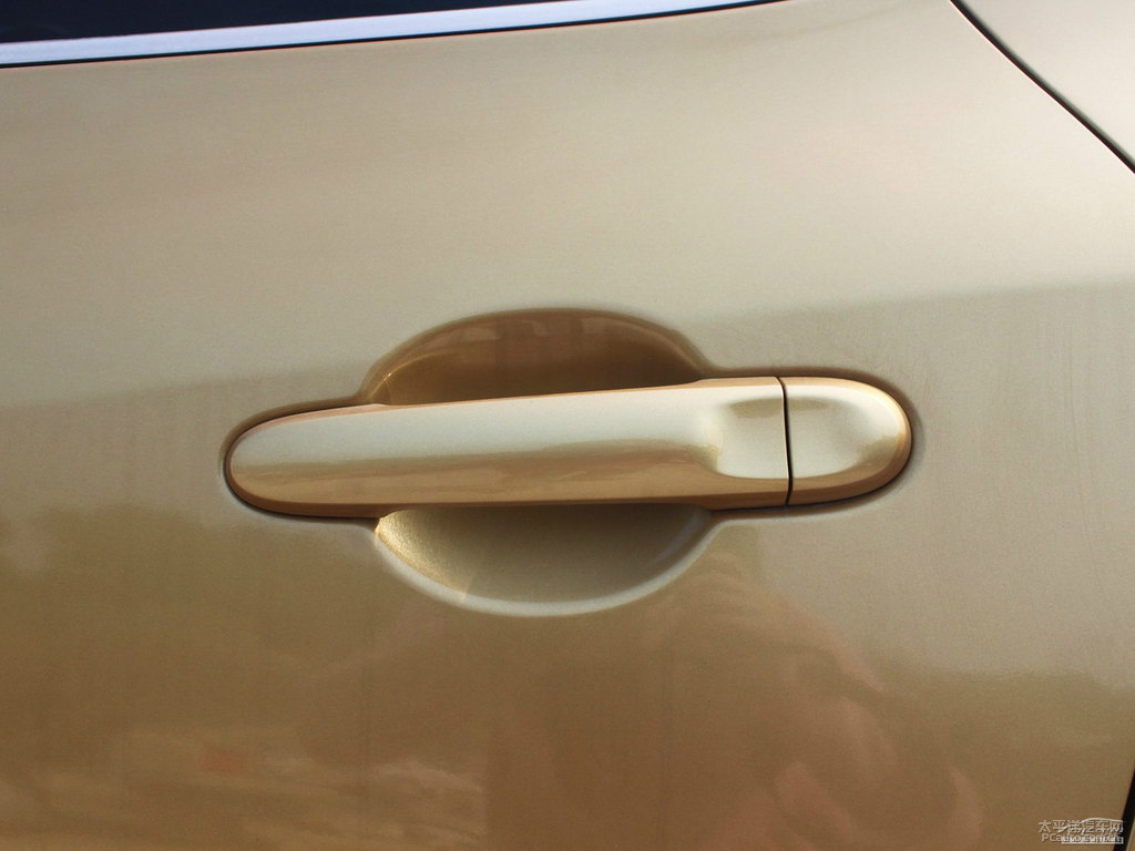 璀璨金騏達(dá)車身外觀圖片