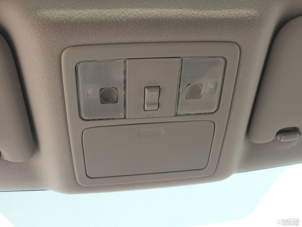 璀璨金騏達(dá)車(chē)廂內(nèi)飾圖片