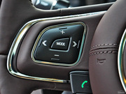 2014款 XJL 3.0 SC 四驅(qū)全景商務(wù)版