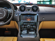 2014款 XJL 3.0 SC 四驅(qū)全景商務(wù)版