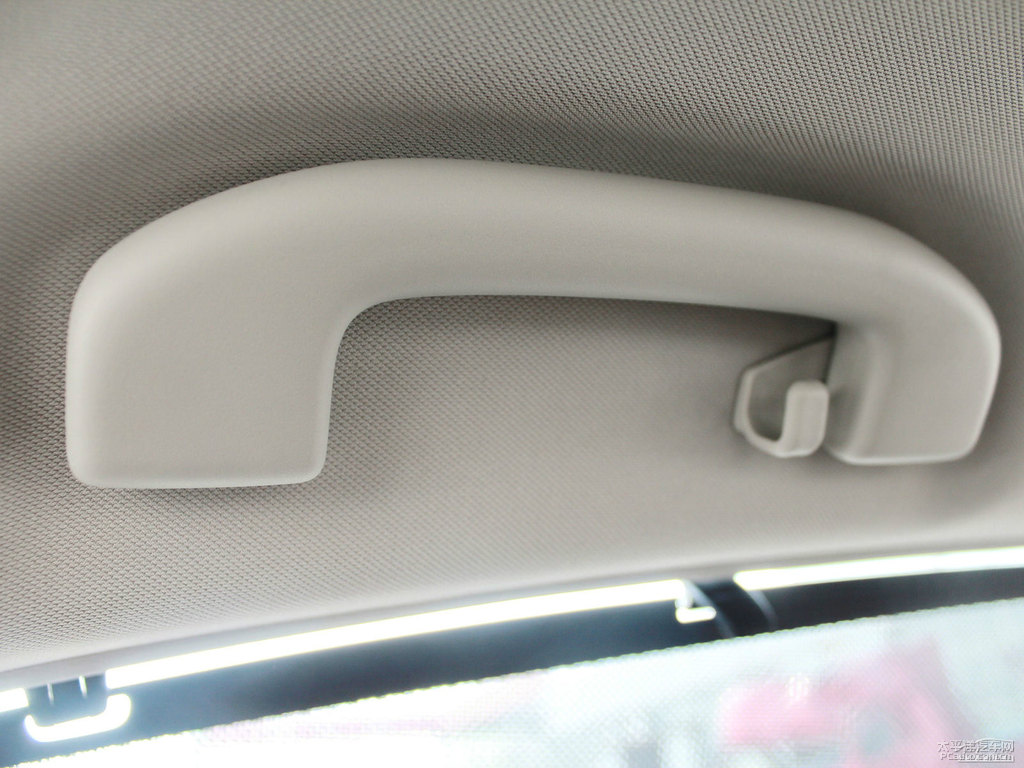 鋼琴黑天籟車廂內(nèi)飾圖片