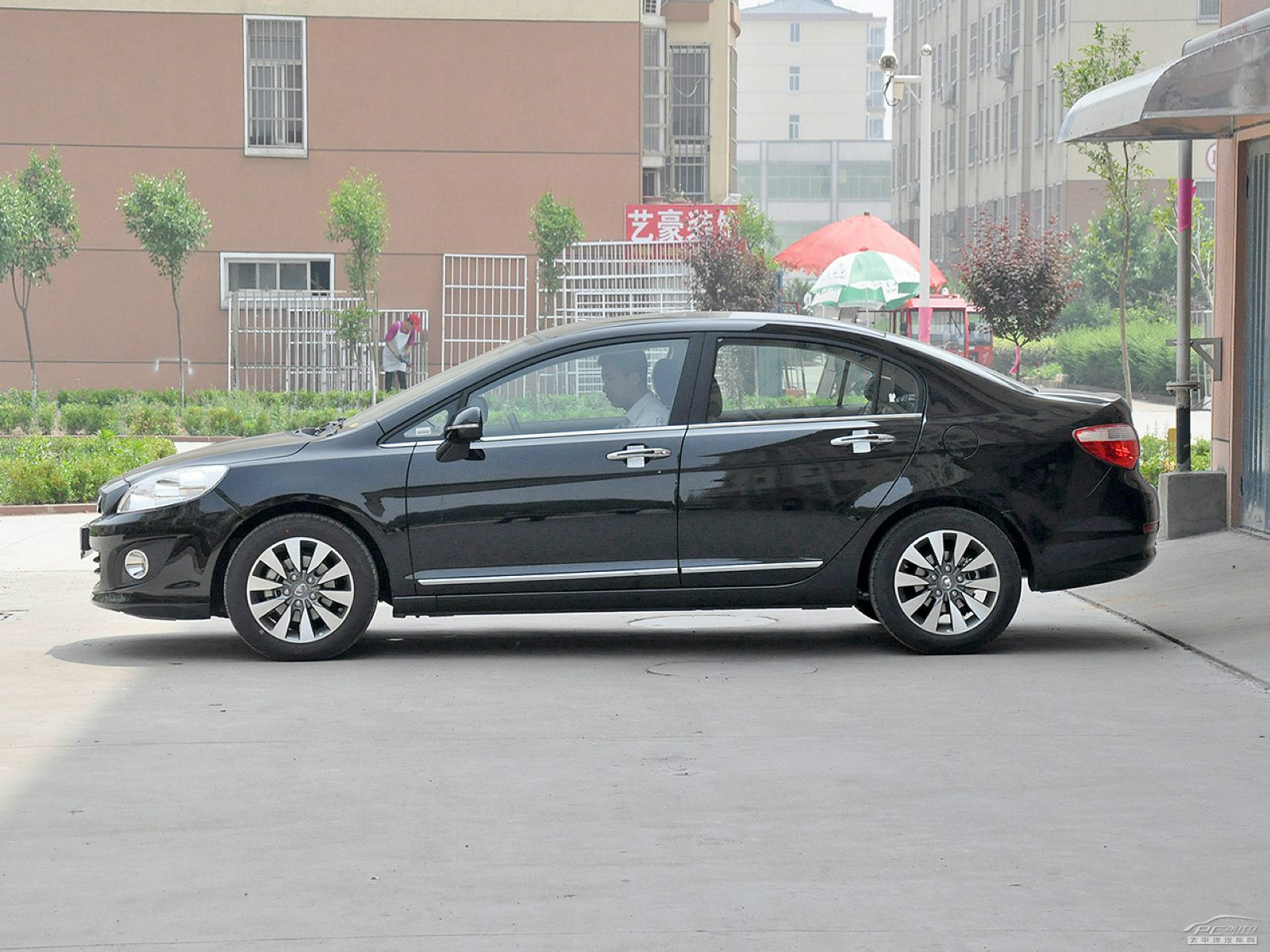 長(zhǎng)城C50外觀高清大圖